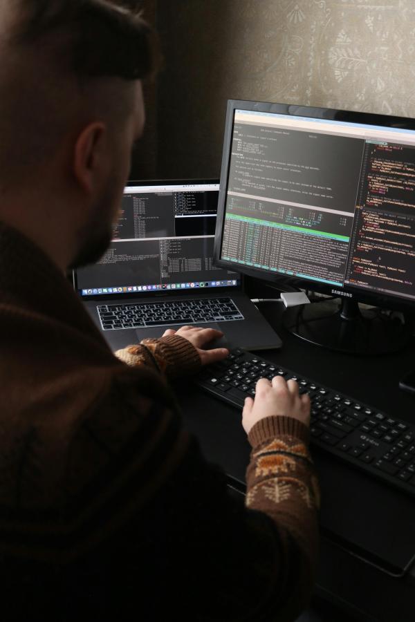 Informatikai projektvezetés és agilis támogatás